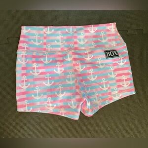 Rok The Box booty shorts, M